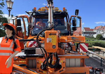 Unimog am Stand der LSBB