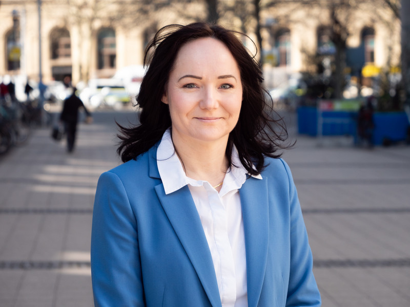 Präsidentin der Landesstraßenbaubehörde im Portrait
