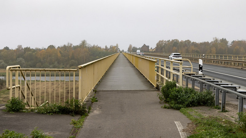 Ansicht der bestehenden Muldebrücke Pouch - konkret des Bereiches Radweg