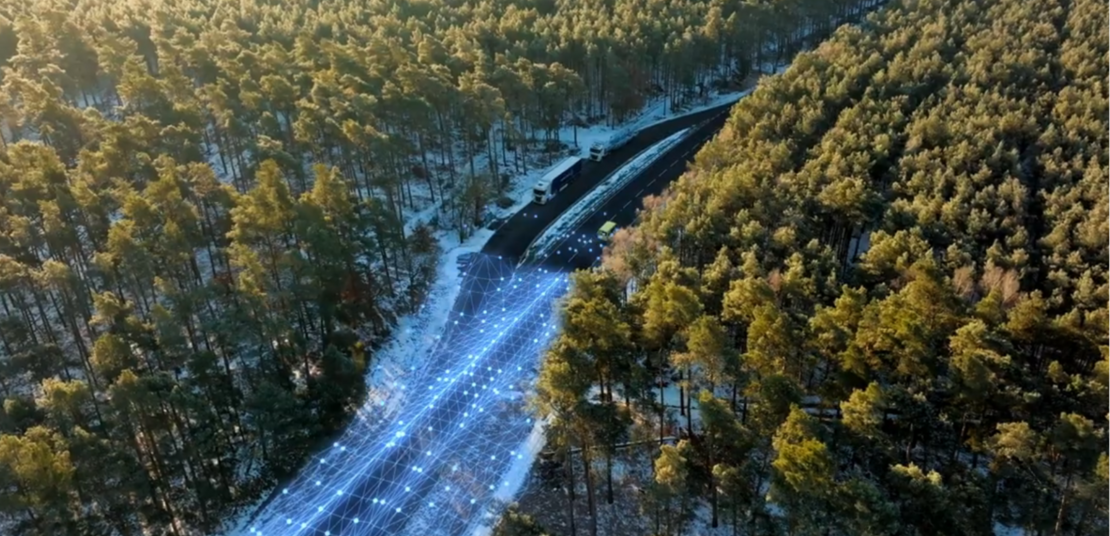 Punktewolken von einem Scan sind über eine Straße gelegt. 