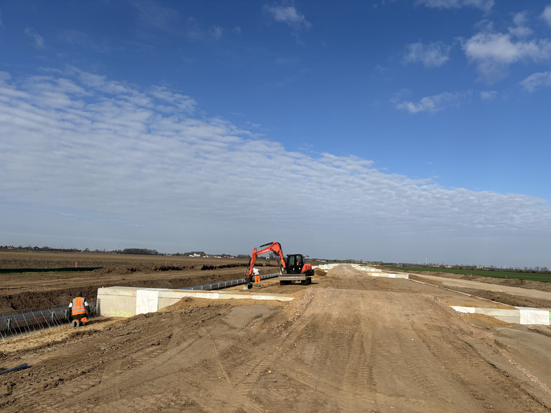 Straßenbau und Bau von Amphibiendurchlässen