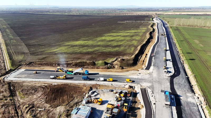 Blick auf die Baustelle der L 50 von oben