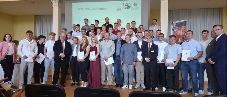 Gruppenfoto der Jungfacharbeiter