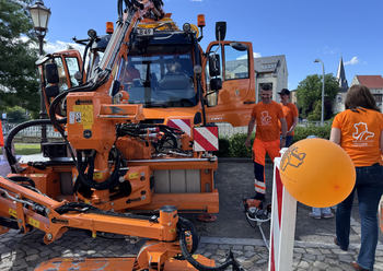 Unimog der LSBB mit Kollegen vom Betriebsdienst