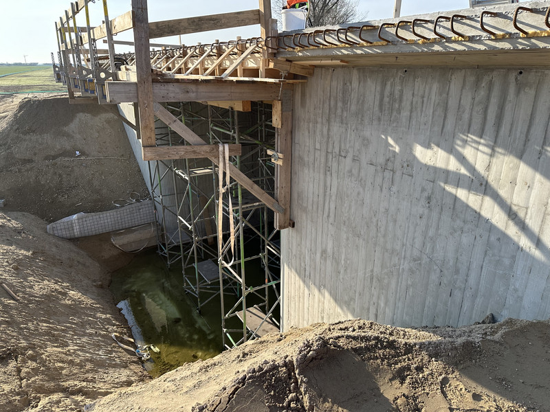 Flügelansicht einer Brücke
